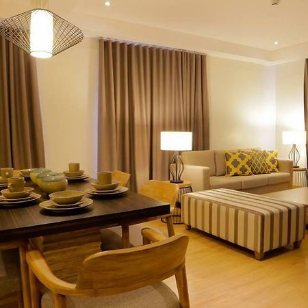 Icove Beach Hotel Olongapo Eksteriør bilde