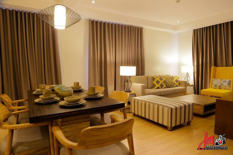 Icove Beach Hotel Olongapo Eksteriør bilde