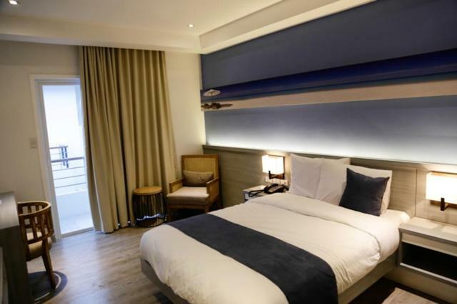 Icove Beach Hotel Olongapo Eksteriør bilde